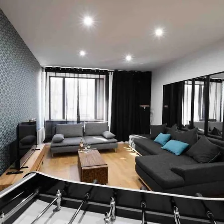 An Authentic Experience With In The Center Poitiers