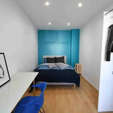 An Authentic Experience With In The Center Apartament