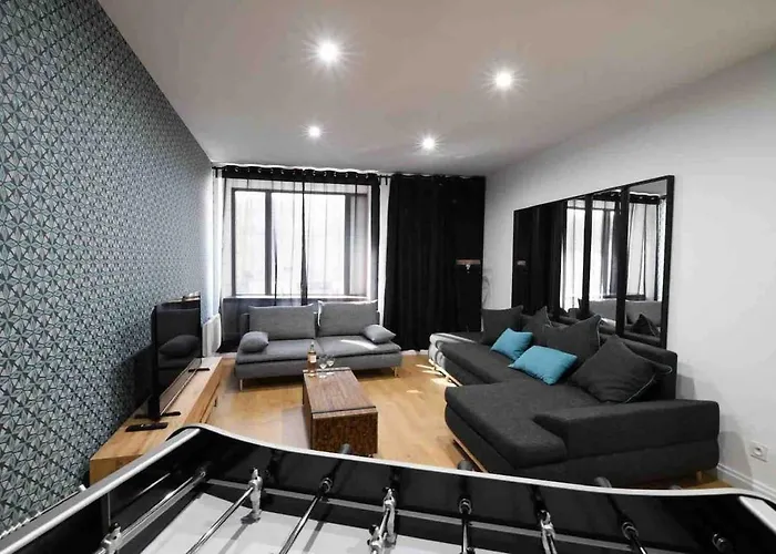 An Authentic Experience With In The Center Poitiers