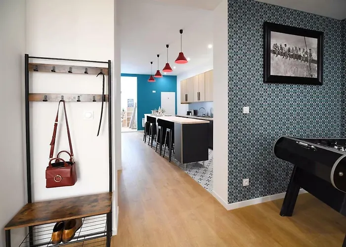 An Authentic Experience With In The Center Apartment Poitiers