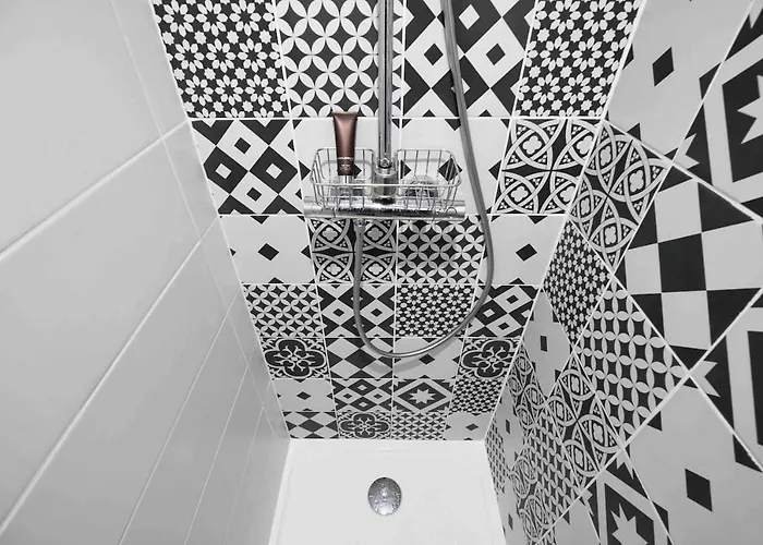 An Authentic Experience With In The Center Poitiers